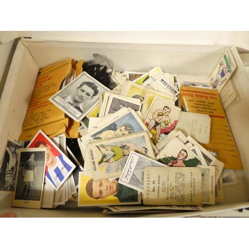 1098 - Box - Football & Other Collectors Cards.