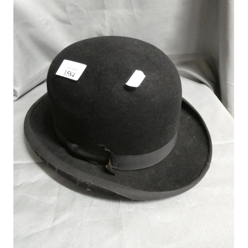 1584 - Vintage Bowler Hat approx 7 1/8.