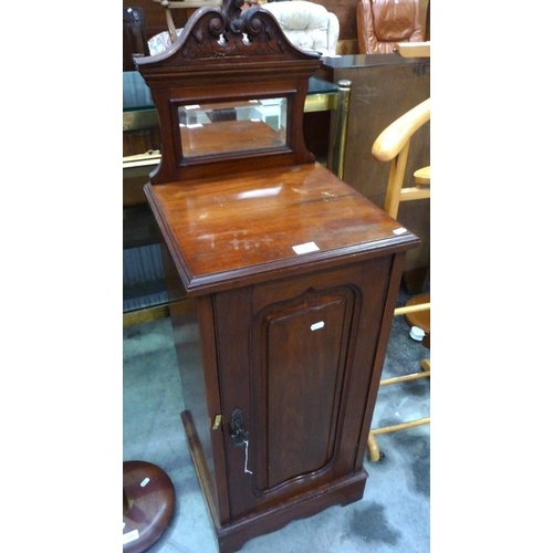 3110 - Victorian Mahogany Pot Cupboard