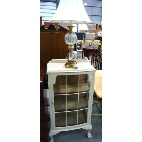 3171 - Pained China Cabinet & Brass/ Glass Table Lamp with Shade