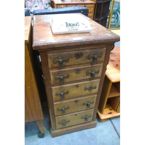 3261 - Victorian Oak 5 Drawer Chest & Advertising Ashtray