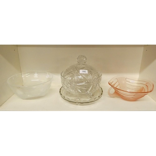 1082 - Three Glass Bowls & Stand.