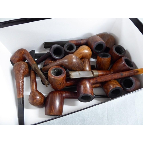 2125 - Box - Assorted Smokers Pipes.