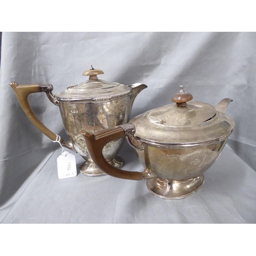 2130 - Sheffield Silver Teapot & Matching Coffee Pot, weighing approx 1380g total weight.