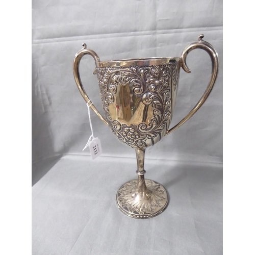 2132 - Sheffield Silver Presentation Trophy (no inscription), stands 26.5cm tall at highest point, maker Ri... 