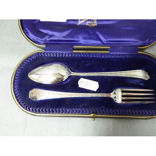 2149 - Cased Childs Sheffield Silver Spoon & Fork 1.7oz troy.