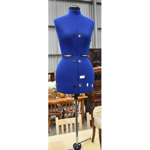 3132 - Dress Makers Mannequin