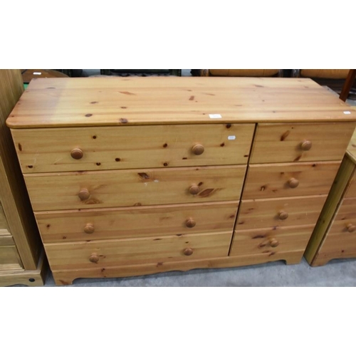 3176 - Pine 8 Drawer Chest