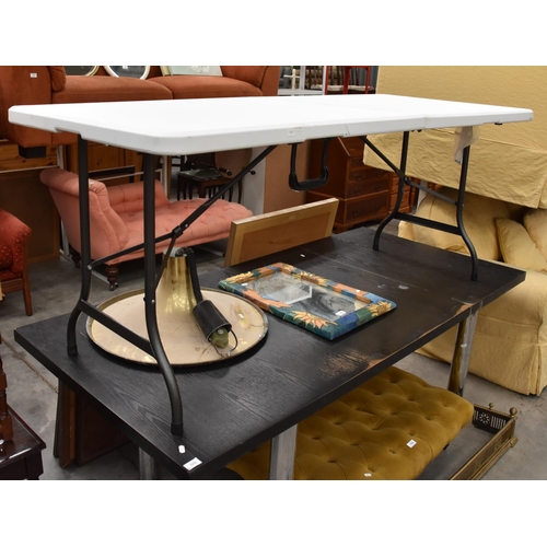 3183 - Extending Dining Table & Folding Table