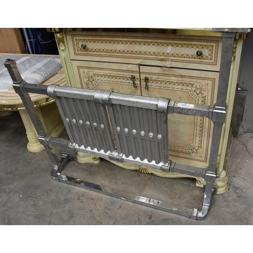 3195 - Vintage Chrome Radiator