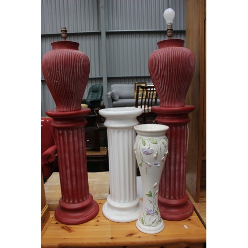 3145 - 4 Ceramic Plant Stands - 2 with matching lamps