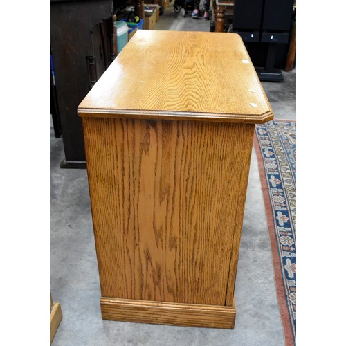 3307 - Edwardian Oak Two over Two Chest of Drawers.