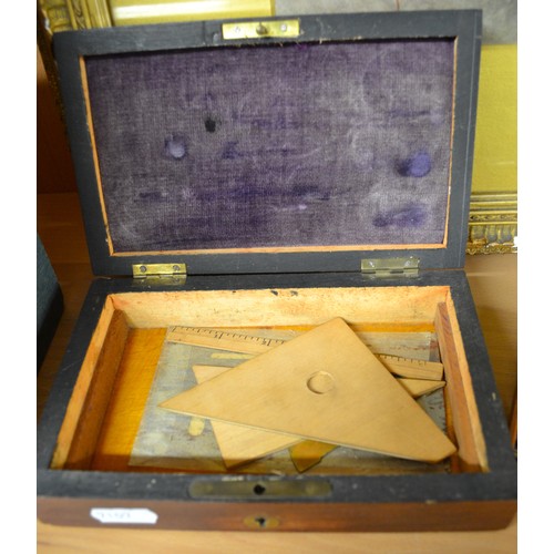 1047 - Mahogany Case of Drawing Instruments.