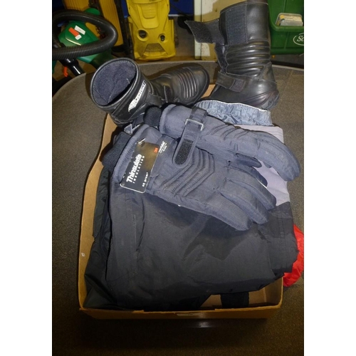 78 - Pair of Motor Bike Boots, Waterproof Coat, Trousers & Gloves