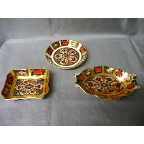 1146 - Three Royal Crown Derby Imari Pattern Pin Dishes.