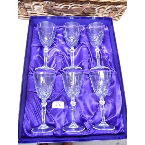 2124 - Boxed Set of Six Edinburgh Crystal Wine Glasses.