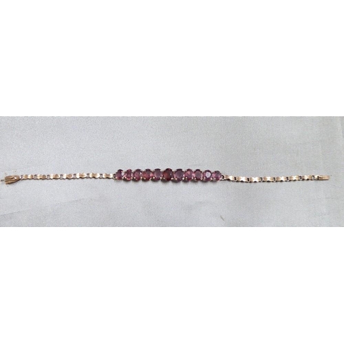 2264 - Antique Gold Almandine Garnet Bracelet