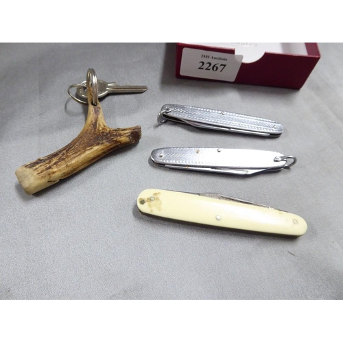 2267 - Three Vintage Pocket Knives & Antler Mounted Keyring.