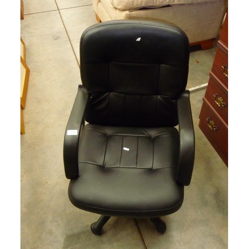 3113 - Computer Chair