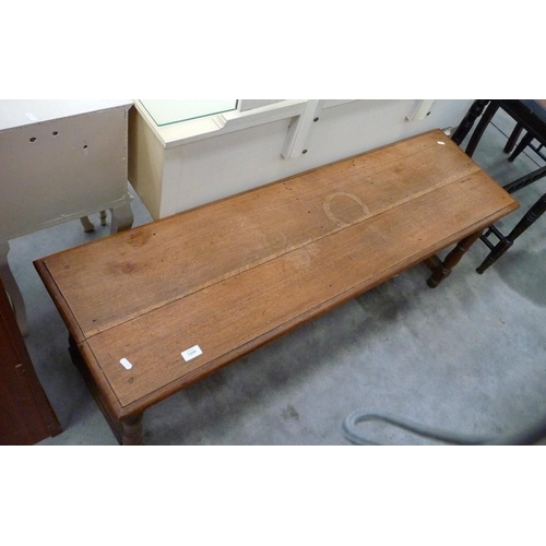 3200 - Antique Oak Joint Bench