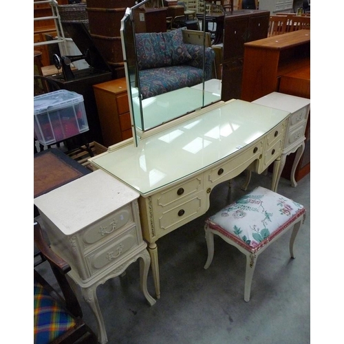 3208 - Continental Dressing Table, Stool & Pair of Bedsides