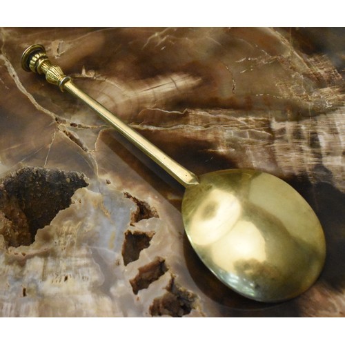 2133C - 17th Century English Silver Gilt Sealtop Spoon. Dated 1639. Approx 1.6ozt