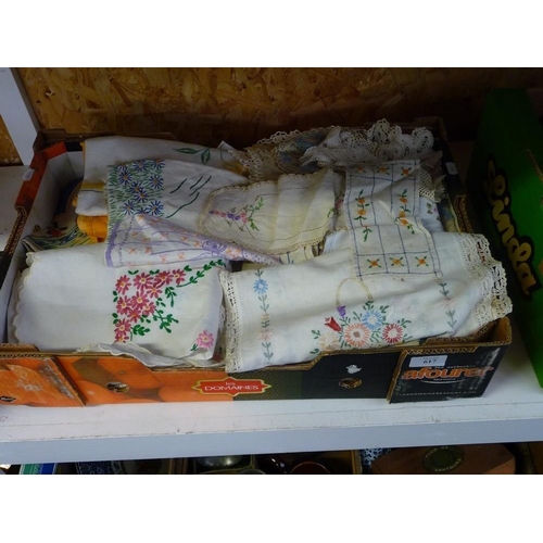 617 - Box Of Assorted Linen