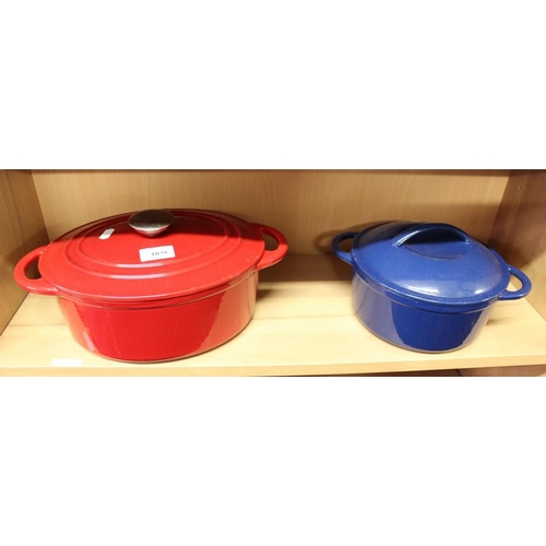 1039 - Two Cast Iron Cooking Pots