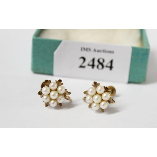 2484 - Pair of Vintage 9ct Gold & Pearl Mounted Daisy Form Earrings with Earlobe Cuff fittings. - total wei... 