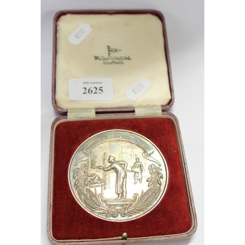 2625 - Silver Youma Challenge Medal - Won by James H Whyte 1938  weighs approx 3.5ozt