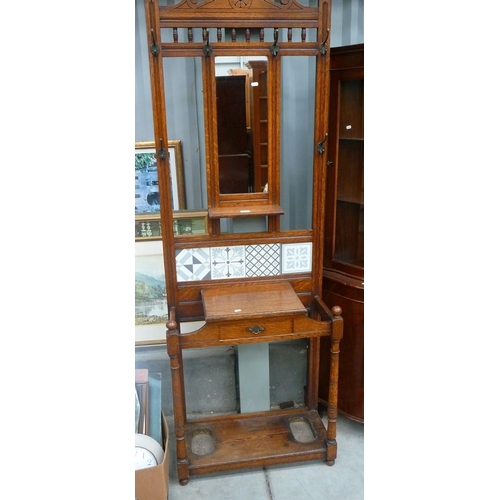 3005 - Edwardian Oak Hall Stand with Tiled and Mirror back