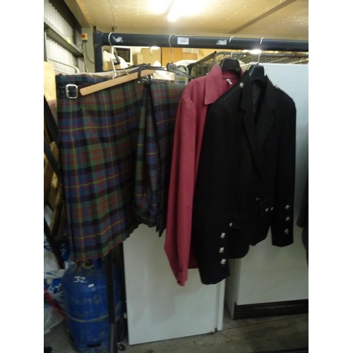 3570 - Men's Kilt, Tartan Trousers, Shirts and Kilt Jacket 42L.