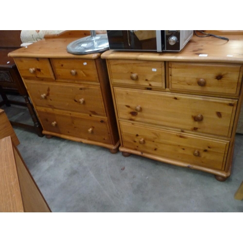 3577 - Pair of Pine Two Over Two Drawer Chests