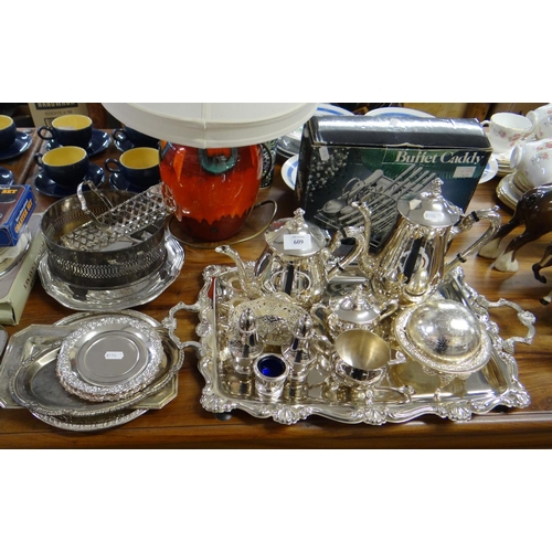 609 - Assorted Silver Plated Items