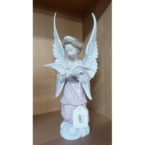1057 - Lladro Porcelain Figurine - 6131 