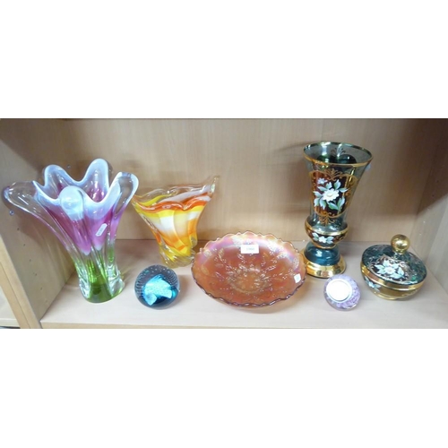 1060 - Collection of Assorted Art Glass.