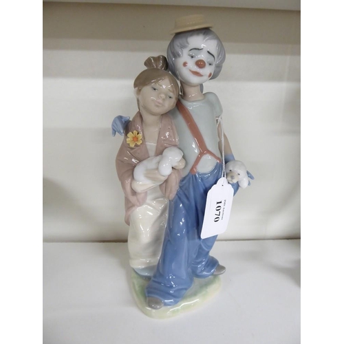 1070 - Lladro Porcelain Figurine - 7686 