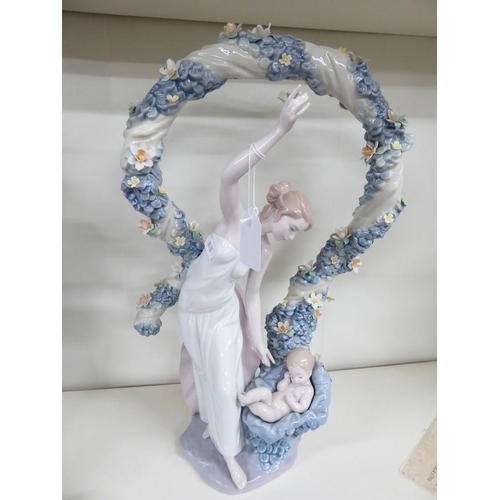 1076 - Lladro Porcelain Figurine - 6571 