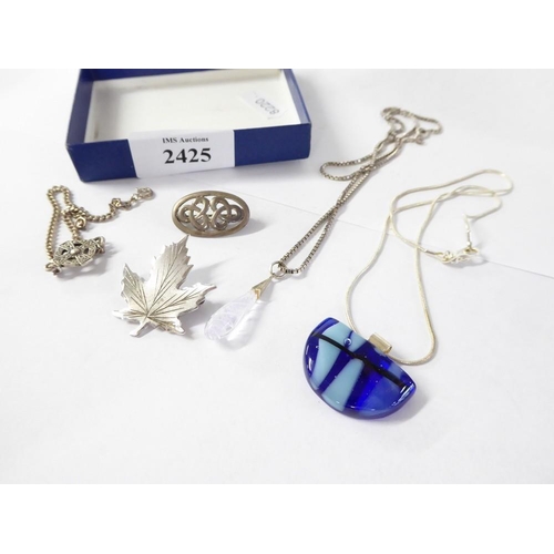 2425 - Collection of Silver & White Metal Jewellery.