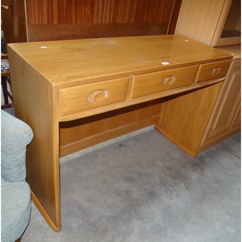3037 - Ercol 3 Drawer Dressing Table