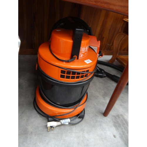 3062 - Vax Cylinder Hoover & Carpet Cleaning System