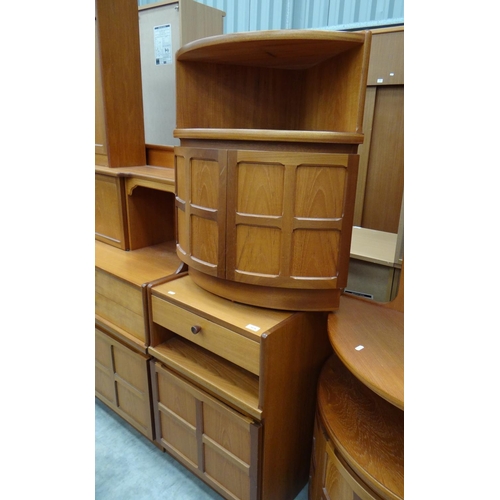 3078 - Teak Corner Cabinet & Side Cupboard - Corner Cabinet 73cm H x 64cm W x D 46cm, 2nd piece 69cm H x 51... 