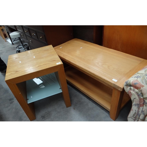 3273 - Oak Coffee Table & Oak Side Table