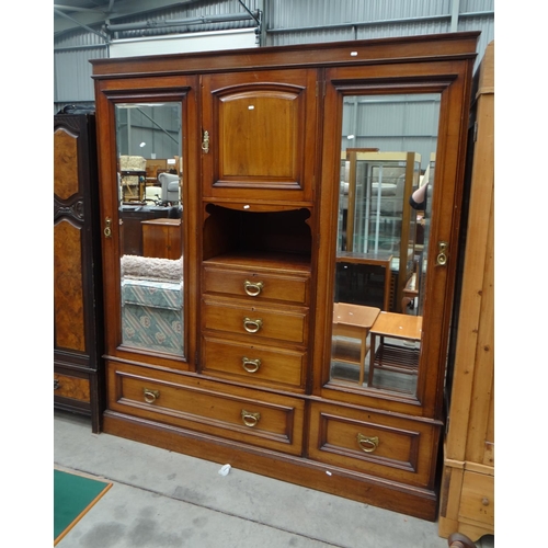 3472 - Victorian Mahogany Compactum