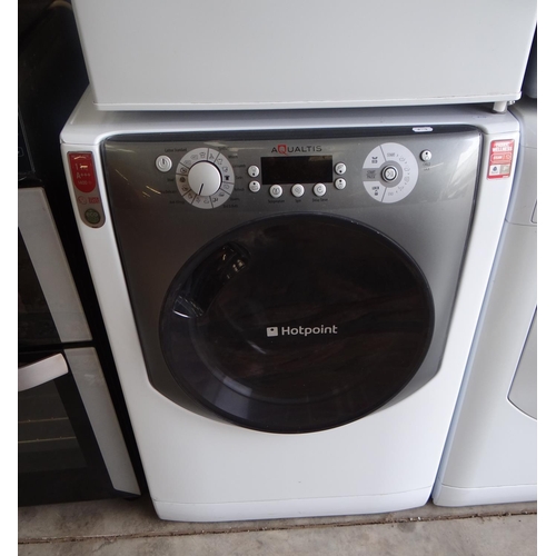 3537 - Hotpoint Aqualtis Digital Washing Machine