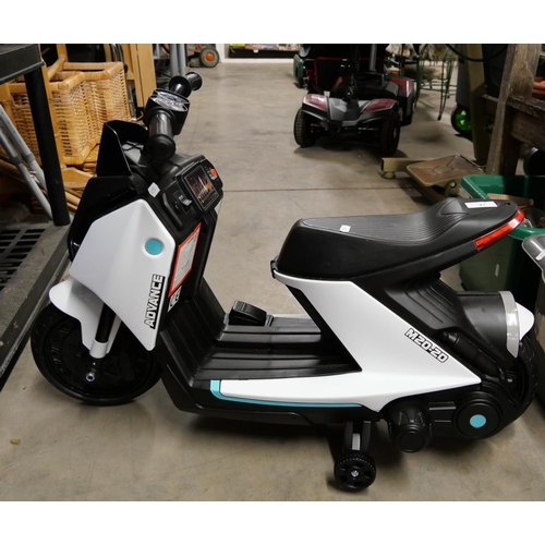 47 - Childs Electric Motorbike, Working Condition with Charger