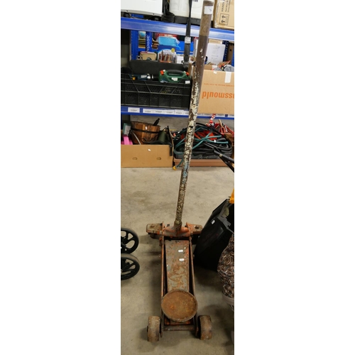 78 - Large Trolley Jack with Handle