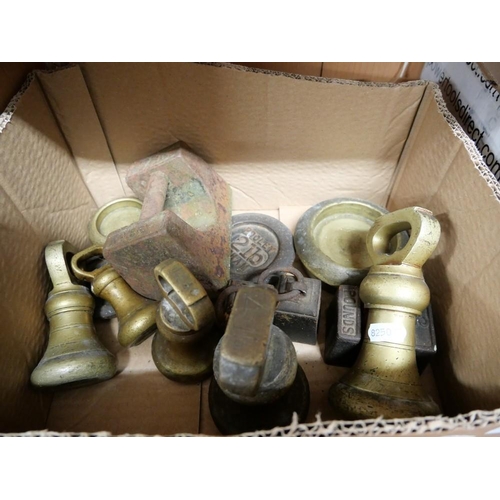 1148 - Box - Brass & Cast Iron Weights