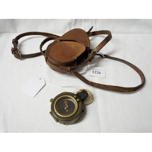 1226 - WWI Military Compass 1917 in Leather Case.