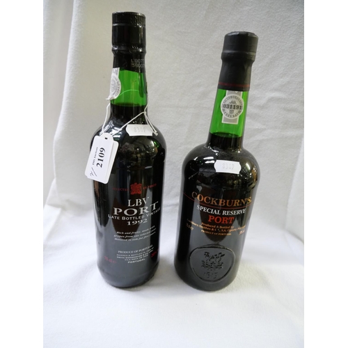 2109 - Two Bottles of Vintage Port - Cockburn's Special Reserve & Tesco LBV 1992.